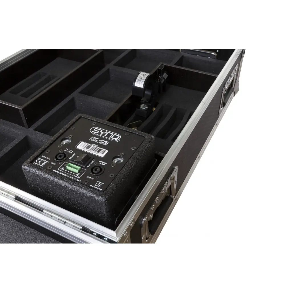 case_for_8xsc-05_close_up_speaker_medium.webp