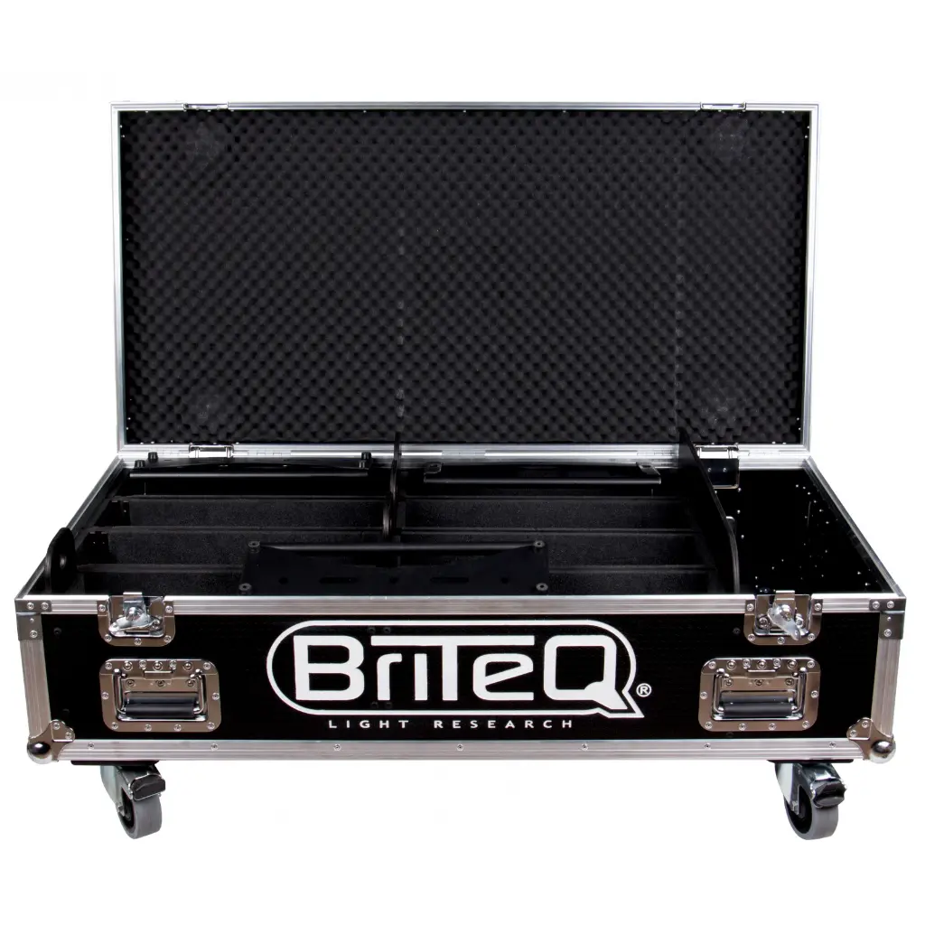 projector_case_2_open_frontal_6hr.webp