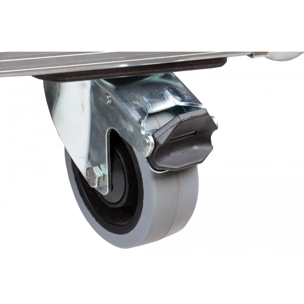 projector_case_2_pro_wheels_close-up.webp